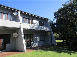 2 Bed Apartment in Port Edward