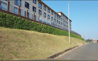 2 Bedroom Apartment in Panorama