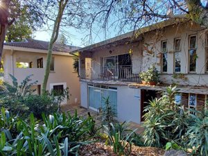 10 Bed House in Nelspruit