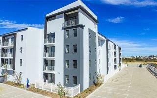 3 Bedroom Apartment in Parklands
