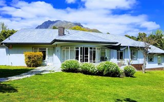 4 Bedroom House in Uniepark