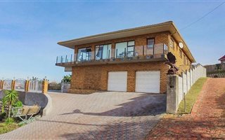 4 Bedroom House in Tergniet