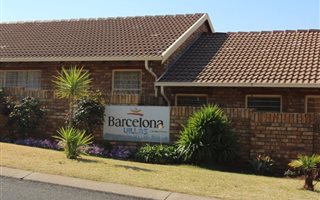 2 Bedroom Simplex in Noordheuwel