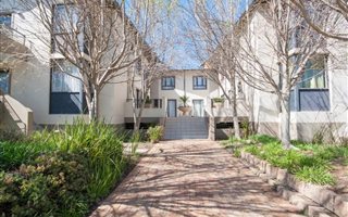 2 Bedroom Apartment in Somerset Ridge