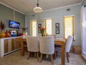 3 Bed House in Manor Gardens