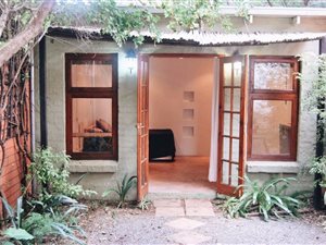 1 Bed Garden Cottage in Brixton