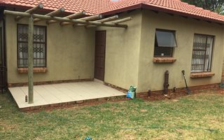 3 Bedroom Simplex in Heatherview