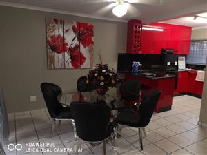 2 Bed Duplex in Meerensee