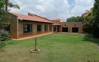 4 Bedroom House in Edenglen