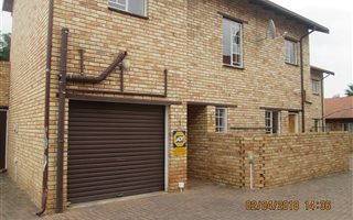 3 Bedroom Townhouse in Safarituine