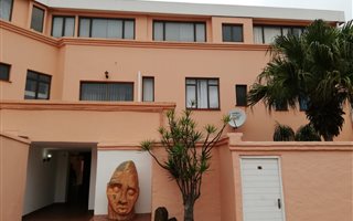 3 Bedroom Apartment in Brighton Beach