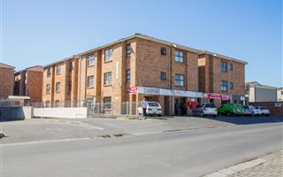 2 Bedroom Apartment in St Dumas