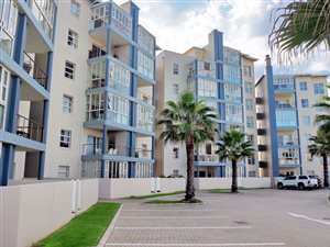 3 Bed Apartment in Diaz Beach