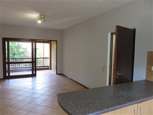 2 Bed Apartment in Pineslopes