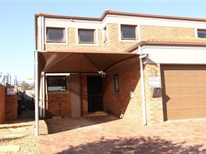 3 Bed Townhouse in Brackenfell South