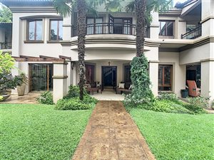 4 Bed House in Silver Lakes Golf Estate