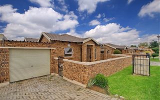 3 Bedroom Simplex in Honey Park