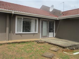3 Bed House in Castlehill