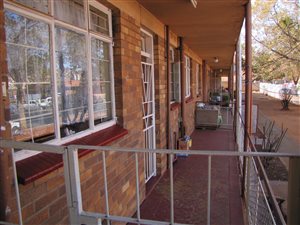 2 Bed Apartment in Vanderbijlpark CW