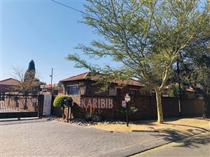 3 Bed Townhouse in Honeydew Ridge