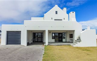 3 Bedroom House in Britannia Bay