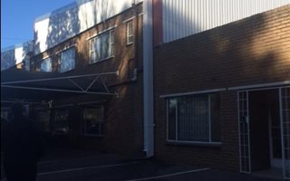780 m² Industrial space in Jet Park