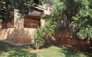 4 Bedroom House in Cashan