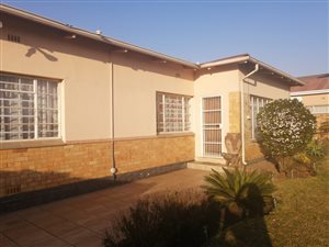 3 Bed House in Homelake
