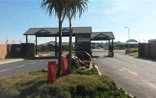 504 m² Land available in Derdepoort