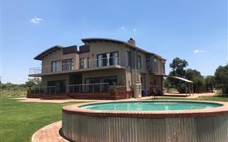 4 Bedroom House in Roodeplaat