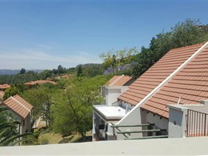 2 Bed Townhouse in Allens Nek