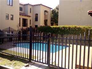 2 Bed Apartment in Noordwyk