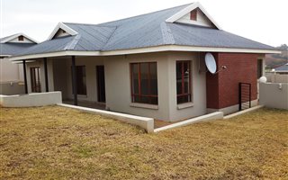 3 Bedroom House in White River