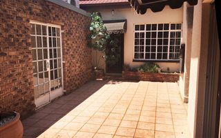 592 m² Office Space in Benoni Central