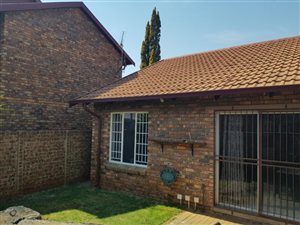 2 Bed Townhouse in Highveld