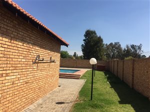 2 Bed Apartment in Benoni AH