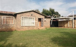 3 Bedroom House in Blanchville