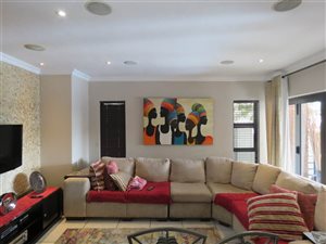 4 Bed Apartment in Carlswald North Estate