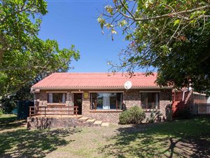 5 Bed House in Kenton-on-Sea