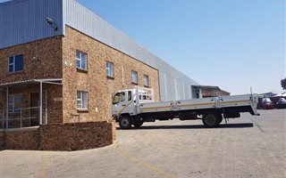 1444 m² Industrial space in Activia Park