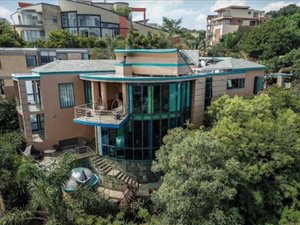 3 Bed House in Bassonia Estate