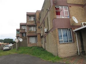1.5 Bed Apartment in Isipingo Hills