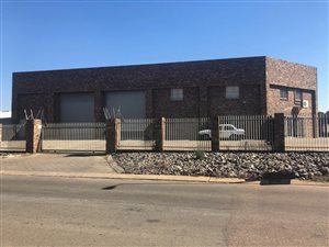 1817 m² Industrial space in Waltloo