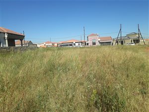 250 m² Land available in Golden Gardens