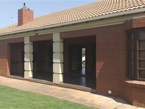 3 Bed House in Kameeldrift East