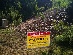 934 m² Land available in Cato Manor