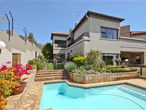 4 Bed Cluster in River Club