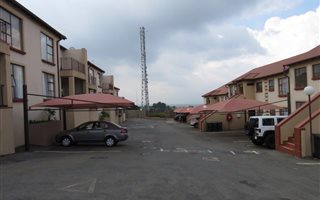 2 Bedroom Townhouse in Alberton
