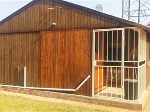 1 Bed Garden Cottage in Pomona