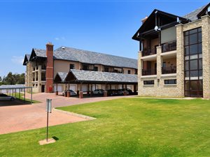 1 Bed House in Waterfall Hills Mature Lifestyle Estate
